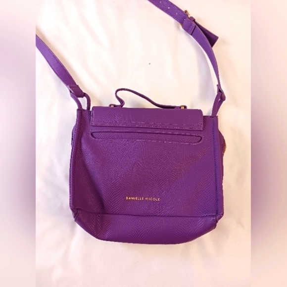 Danielle Nicole Nolan Crossbody Purple Bag - Picture 3 of 11